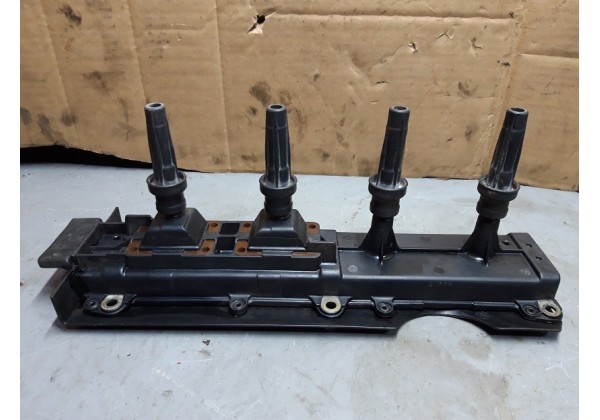 Катушка запалювання Peugeot/Citroen, 1.8/2.0 16V, 9621104880